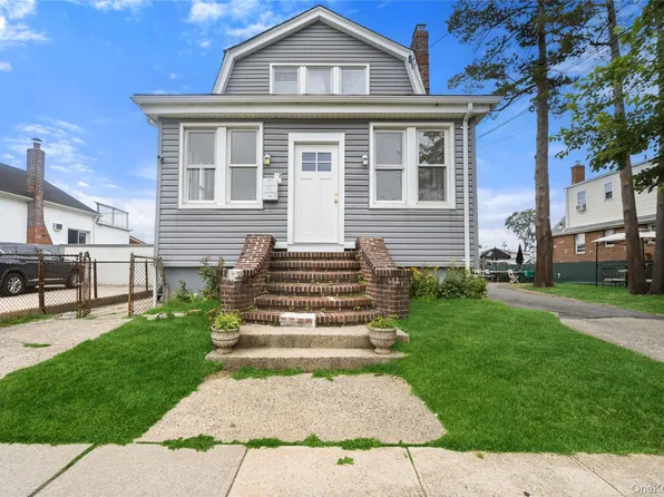 1430 Omega Street, Elmont, NY 11003