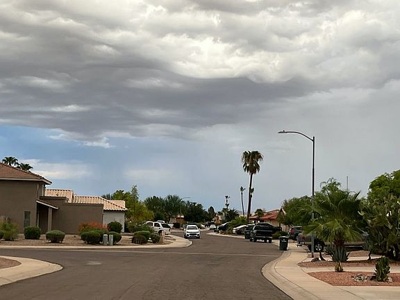 5th image of 2091 N Sweetwater Dr