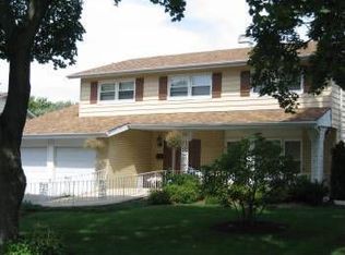1104 E Linden Ln, Mount Prospect, IL