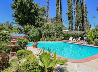 15019 Gilmore St, Van Nuys, CA 91411