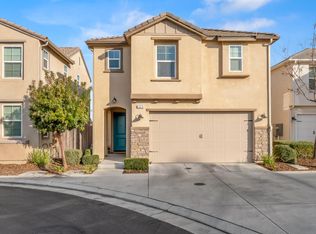 1573 Joy Dr, Clovis, CA 93619