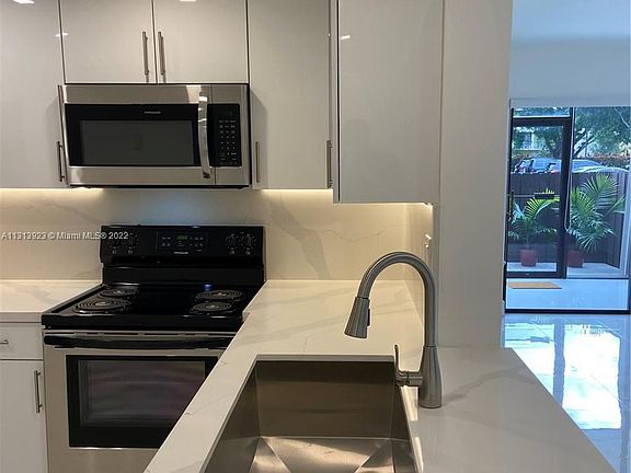 4th image of 9409 Fontainebleau Blvd APT 112-24