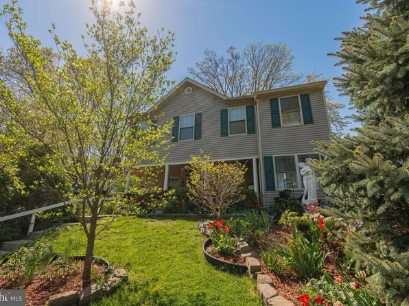 754 Wright St, Bethlehem, PA 18015