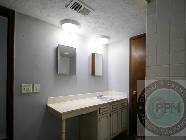 Benson Garden Apartments — Photo 7