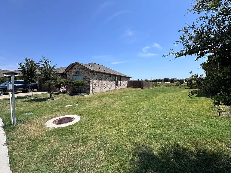 9320 Red Brush Trl — Photo 28