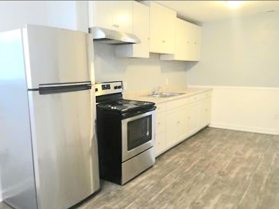 3rd image of 1450 Mount Vernon Ave