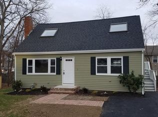 2 Harriette St S, Randolph, MA 02368