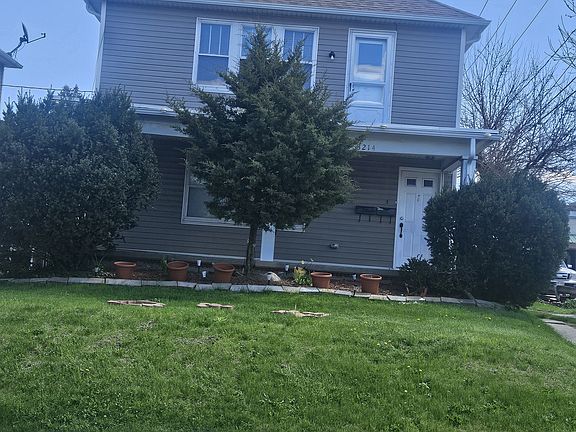 3rd image of 3214 Sherbrooke Rd