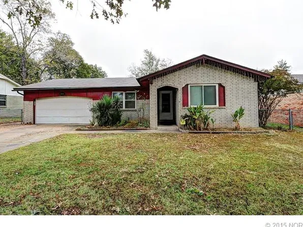 1004 S Choctaw Pl, Claremore, OK 74017