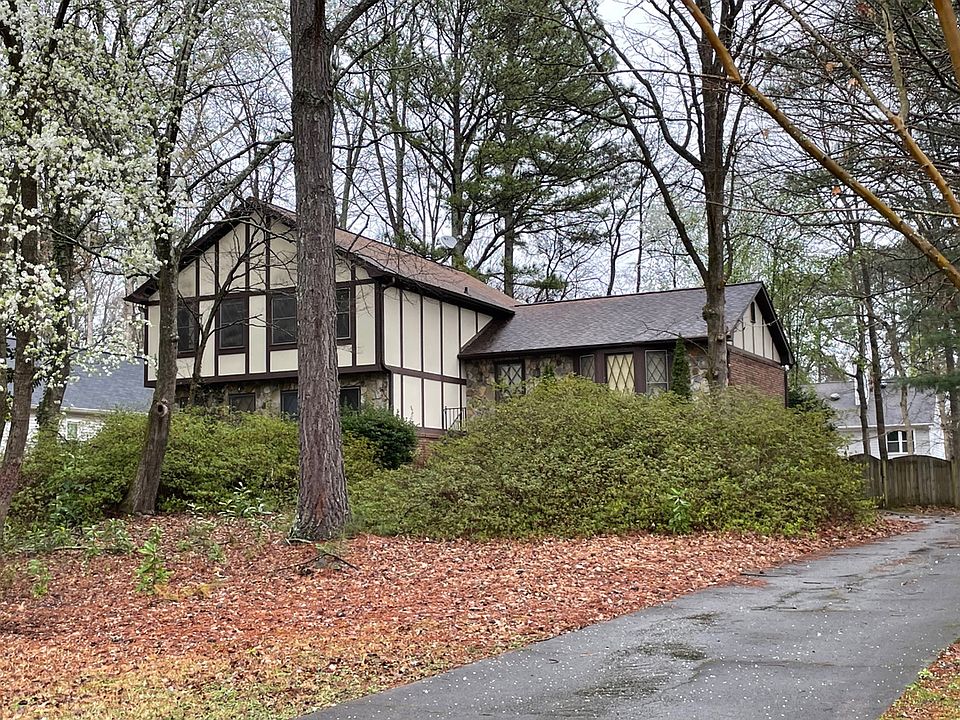 1st image of 5038 Kings Wood Dr NE