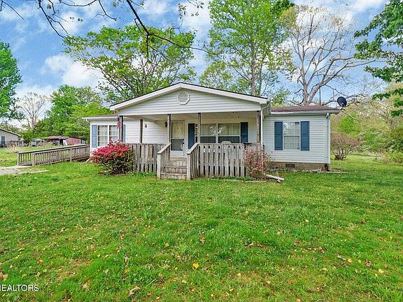 2nd image of 1243 Franklin Loop