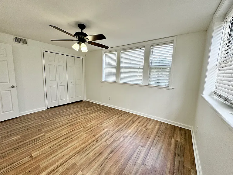 2309 Wesley St #A — Photo 12