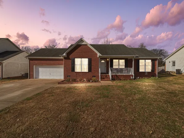 3000 Pipkin Hills Dr, Spring Hill, TN 37174