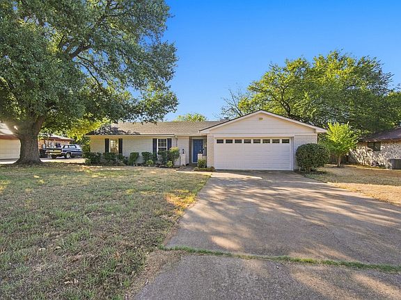 5th image of 1215 Cindy Ln