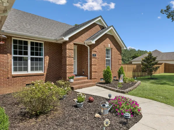 77 Shady Acres Ln, Tullahoma, TN 37388