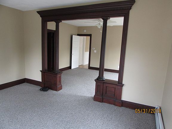 5th image of 225 Oriole Ave Floor 2