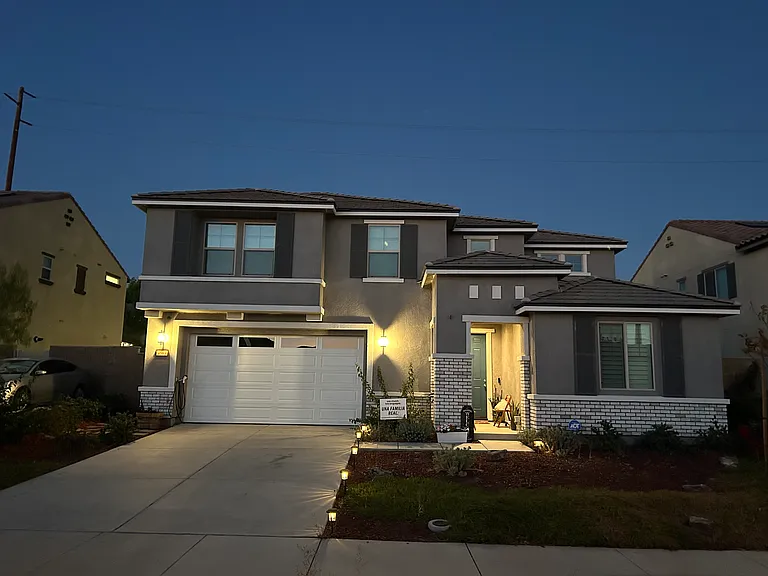 4563 Highland Ave — Photo 5