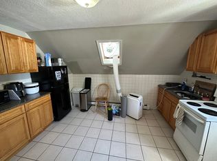 326 Washington St #2A, Somerville, MA 02143