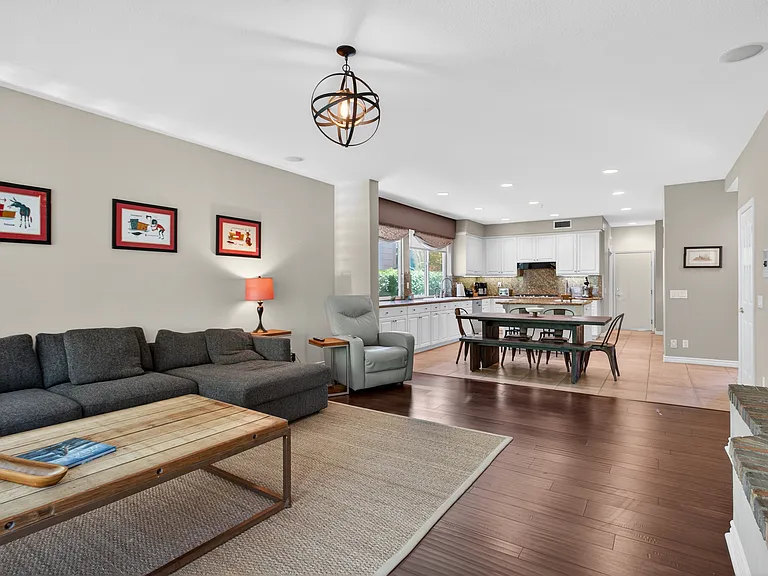 23611 Marin Way — Photo 11