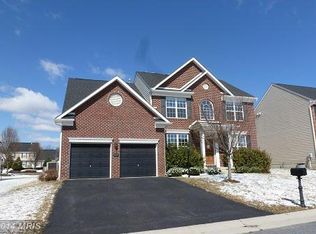 73 Ticonderoga Dr, Kearneysville, WV 25430
