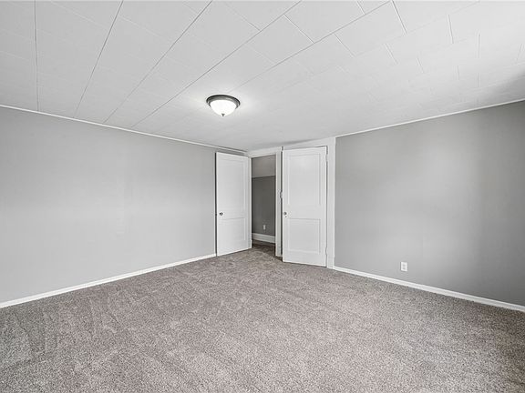 5th image of 526 Butler Rd E