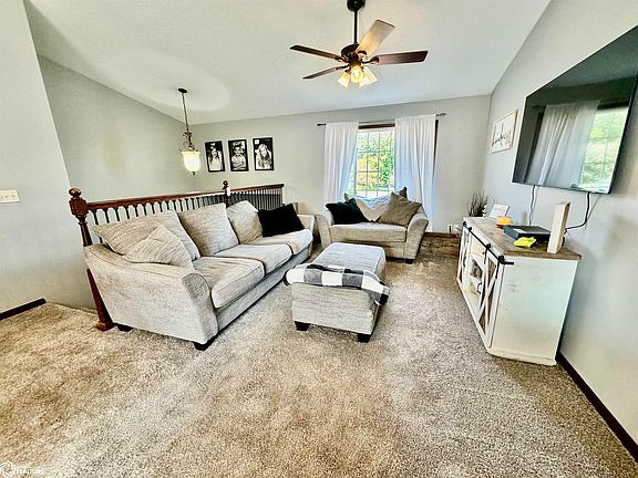 4th image of 607 Pine Brooke Dr
