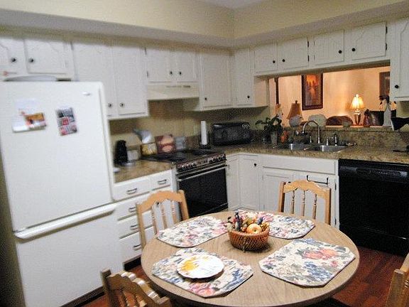 4th image of 616 Calhoun St #616