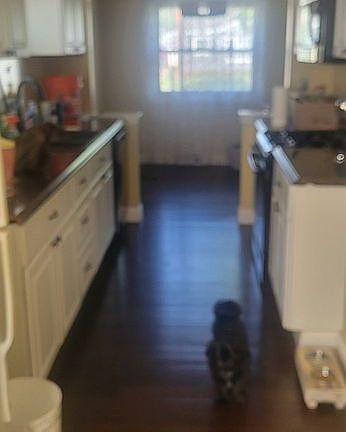 2nd image of 7580 Skylark Dr