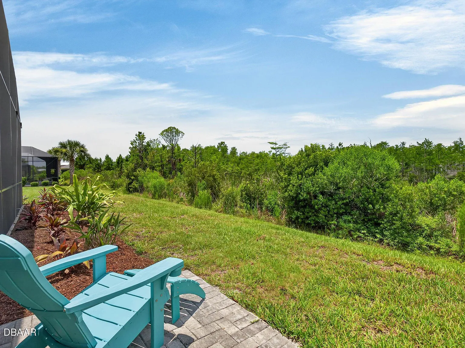 2 bed, 2.5 bath, 2116 sqft, $3,300 — Photo 3