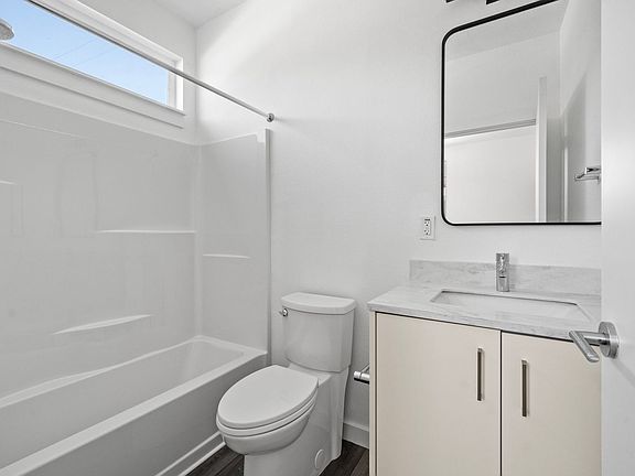 4th image of 422-426.5 San Pascual Ave #426-1/2