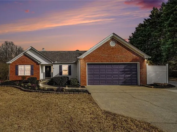 8195 River Hill Commons Dr, Ball Ground, GA 30107