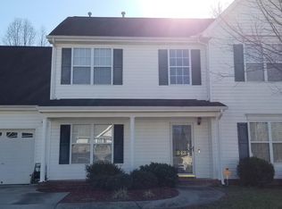 843 Blazingwood Dr, Greensboro, NC 27406