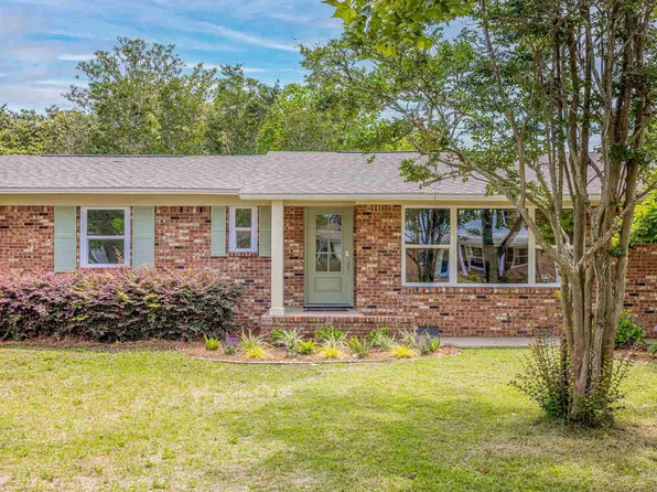 6 Laura Ln, Gulf Breeze, FL 32561