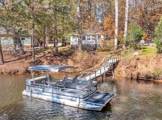 121 Cedar Dr, Jackson, GA 30233