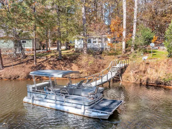 121 Cedar Dr, Jackson, GA 30233