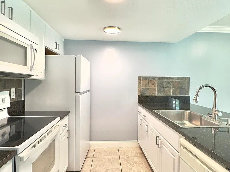 164 San Paulo Ct #5 — Photo 7