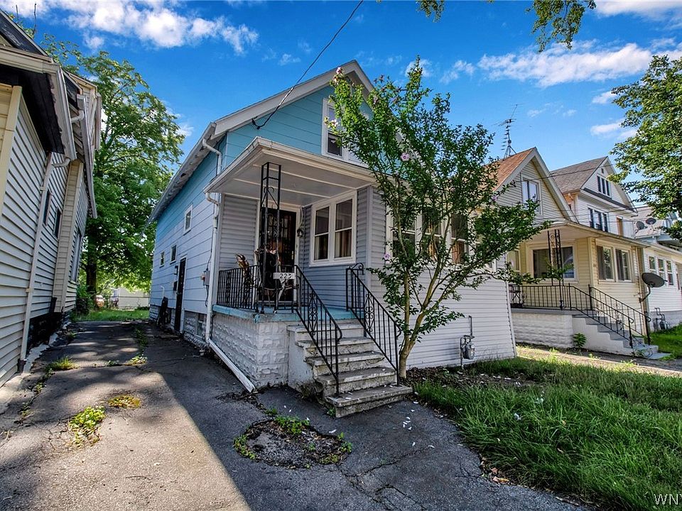 1st image of 223 Stevens Ave