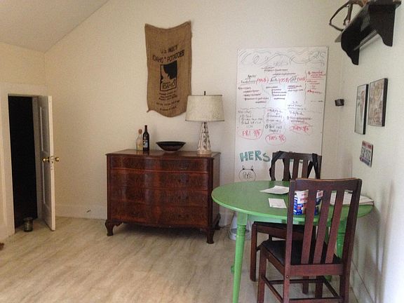 2nd image of 985 Dana Ave #E