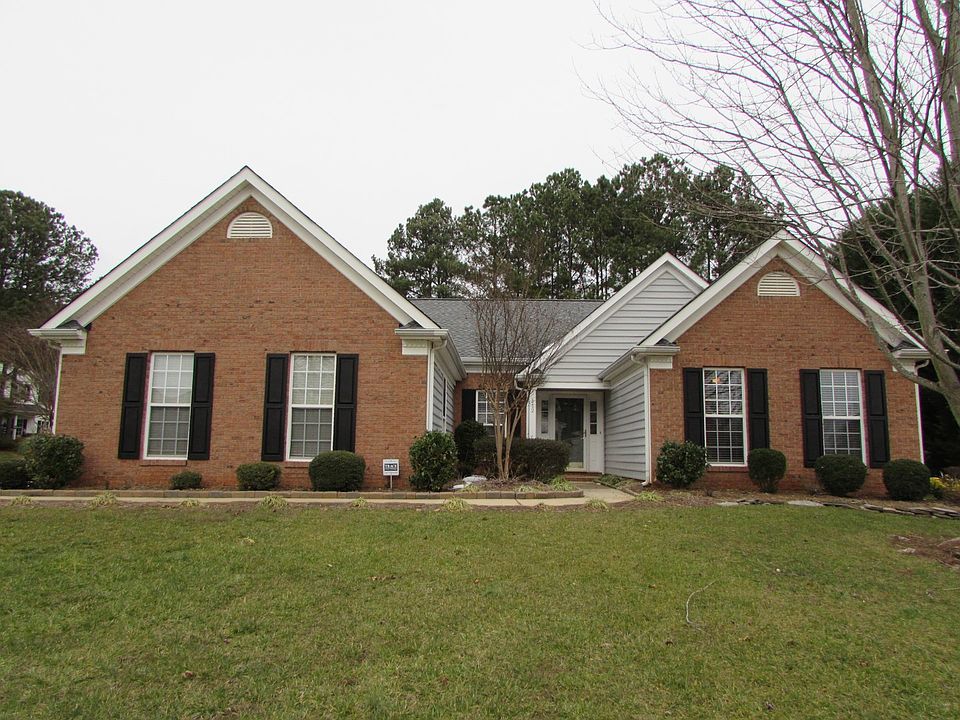 1st image of 112 Spring Grove Dr