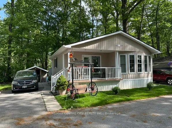 22790 Amiens Rd #37, Middlesex Centre, ON N0L 1W0