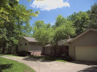 11505 Rust Dr, Chesterland, OH 44026