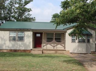 1109 NW 4th St, Andrews, TX 79714