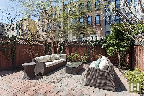 Sold by Halstead Property | media 5