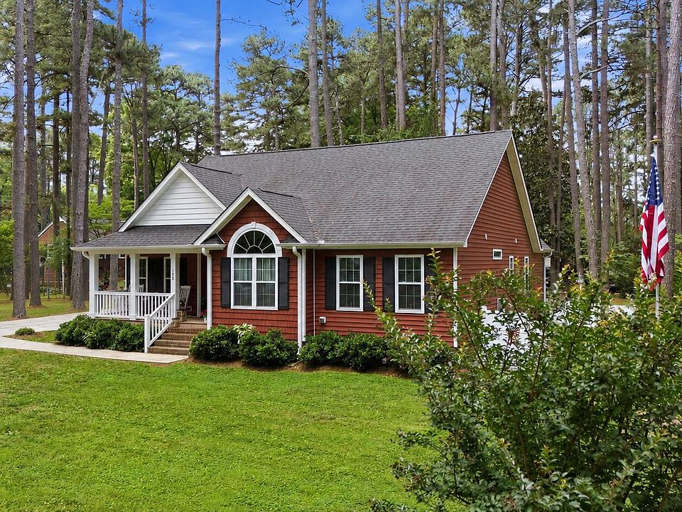 1st image of 188 Pine Cone Dr