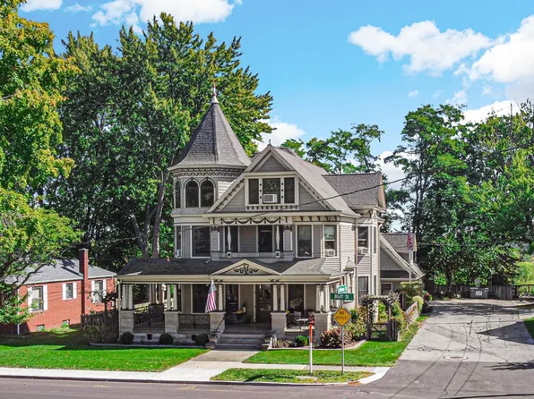 221 S Bluff St, Monticello, IN 47960