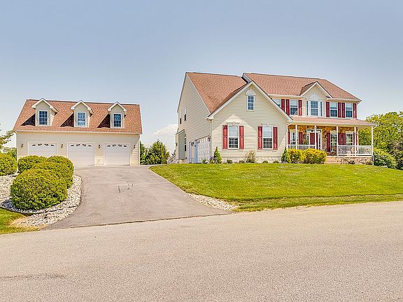 2nd image of 83 Coventry Ln
