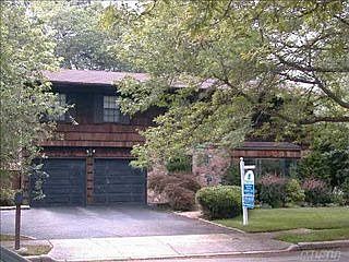 1st image of 32 Roseanne Dr