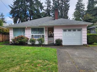 475 Alameda Ave, Fircrest, WA 98466