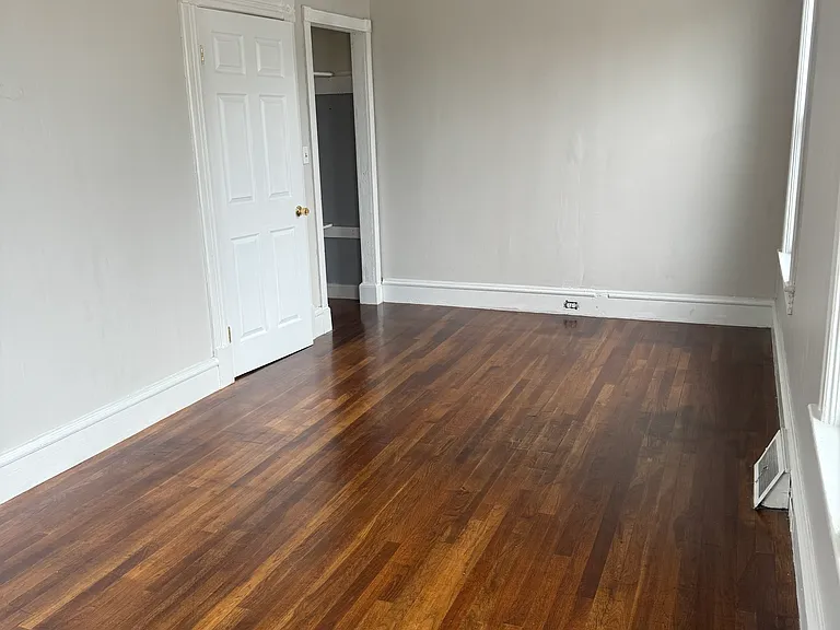 38 6th St #38B — Photo 13