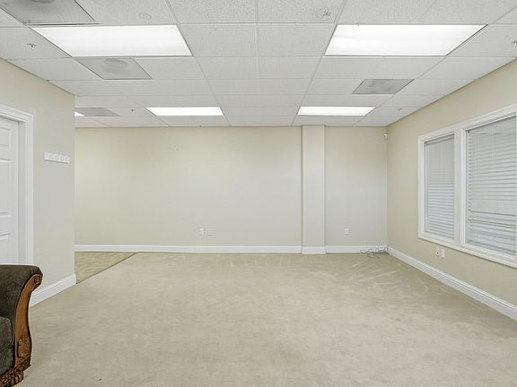 3rd image of J St